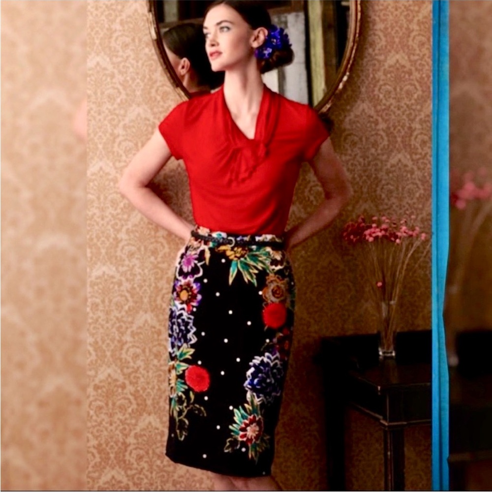 ANTHROPOLOGIE YOANA BARASCHI BLACK FLORAL PENCIL SKIRT 6